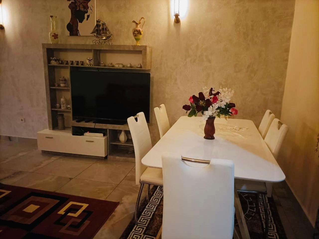Residence Ambassa Etienne & Therese Yaounde Ngoại thất bức ảnh