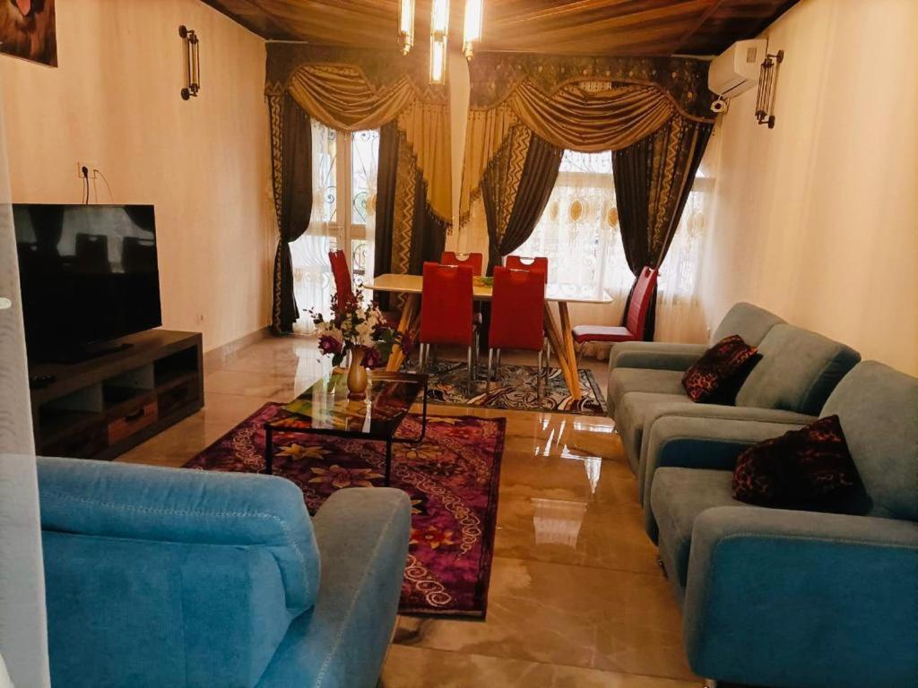 Residence Ambassa Etienne & Therese Yaounde Ngoại thất bức ảnh