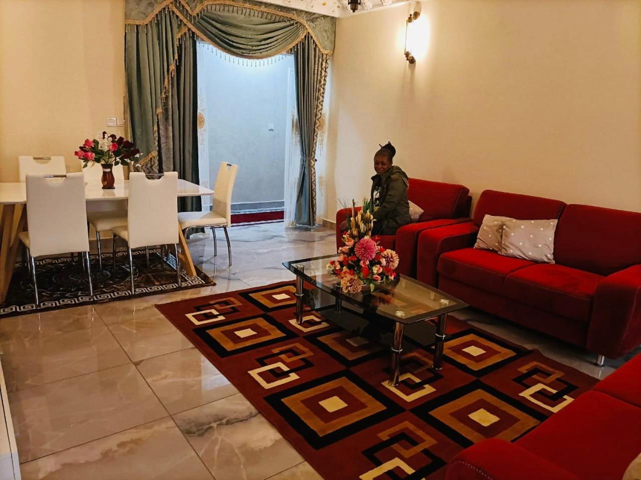 Residence Ambassa Etienne & Therese Yaounde Ngoại thất bức ảnh